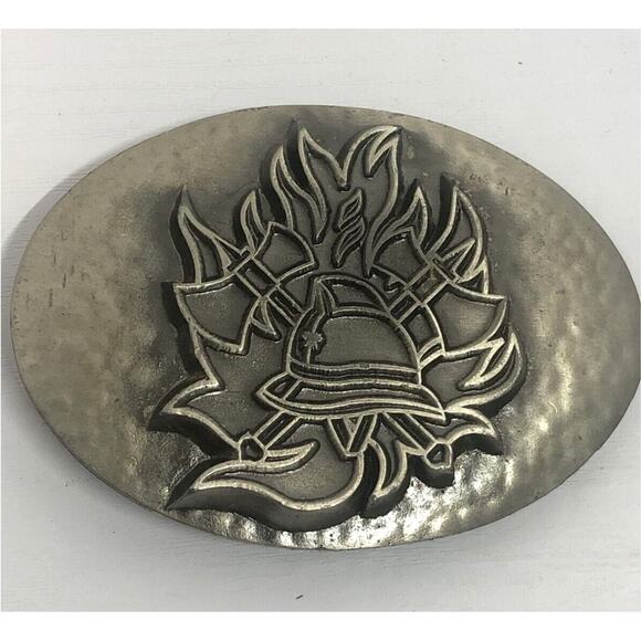 Belt Buckle Firefighter Helmet Axes Fire Dragon Collection Tanside England 1995 - Picture 1 of 6